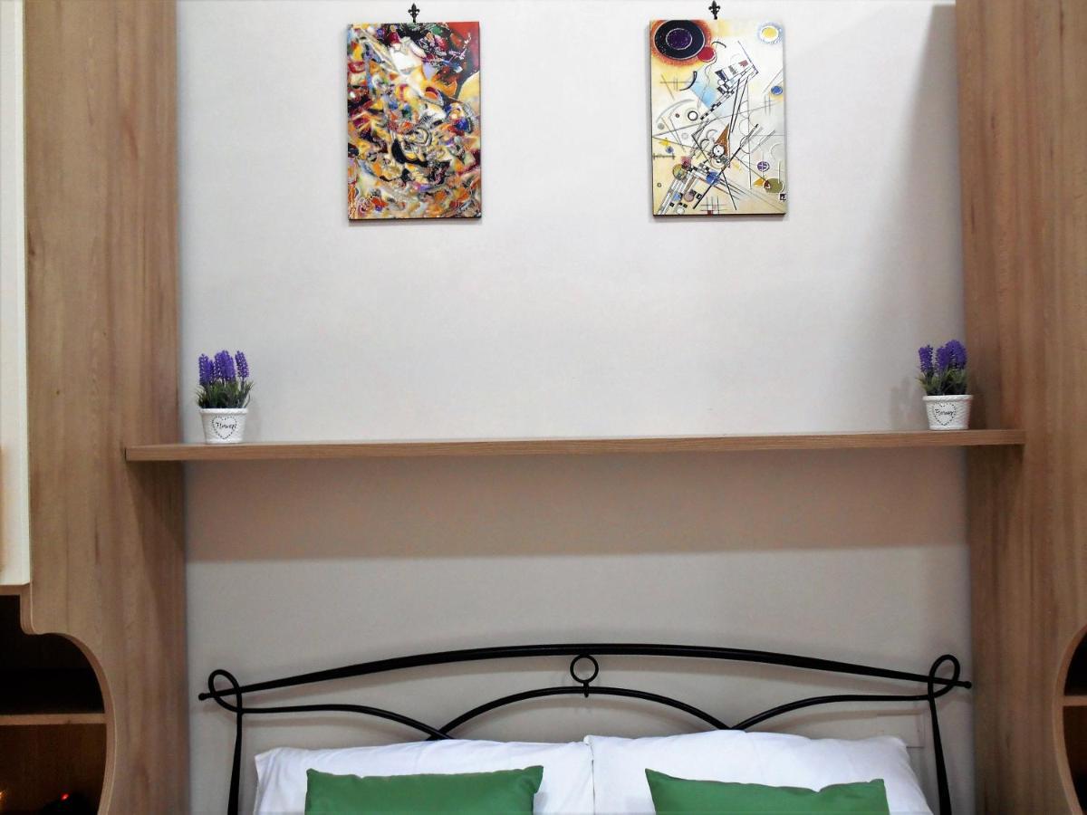 Bed and breakfast Essenza Di Napoli Extérieur photo